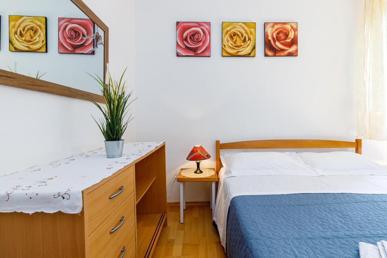 Apartments Pernar 포레치 외부 사진